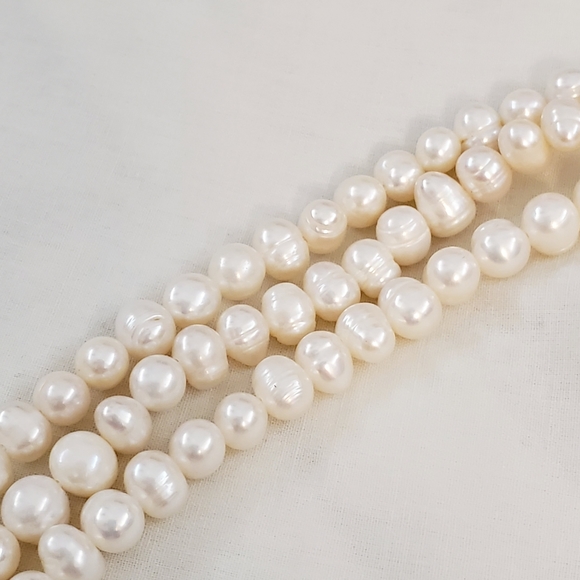 Pearls- Triple strand, baroque - Picture 4 of 4